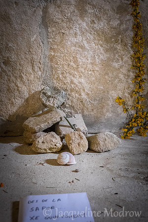 "Momentos Left Behind"