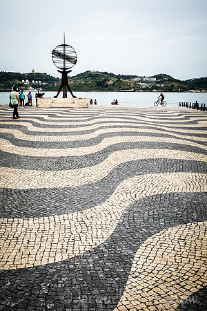Mosaic Wave
