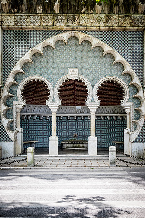 Scalloped Arch