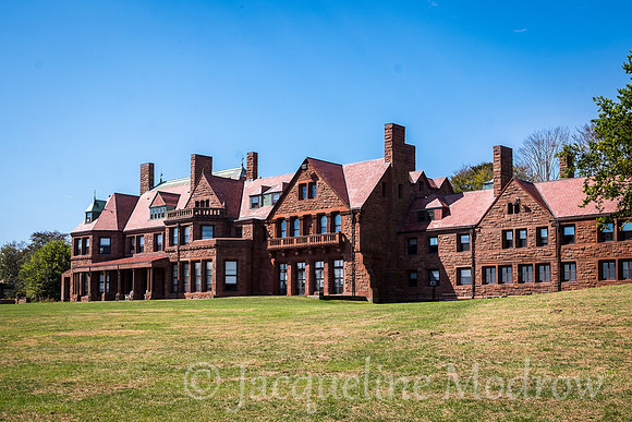 Newport Mansion